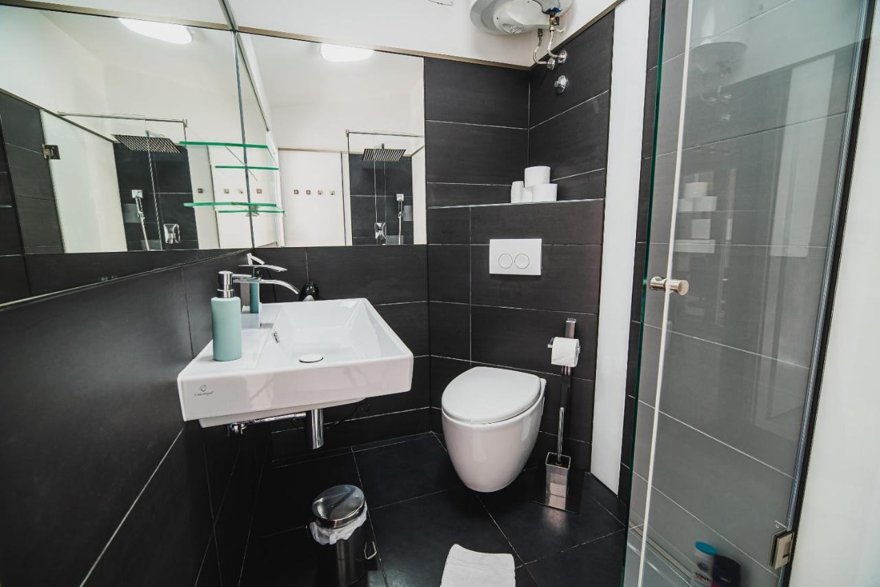 Downtown Park Apartments With Balcony Vodice Bagian luar foto