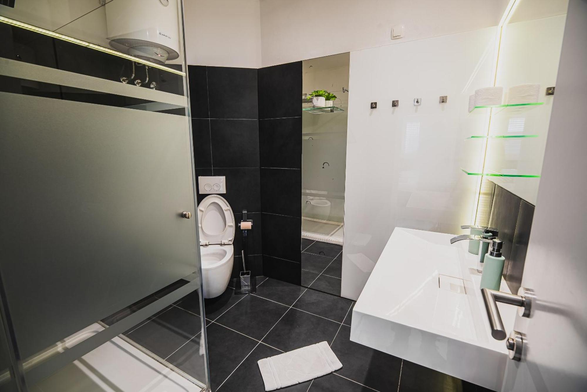 Downtown Park Apartments With Balcony Vodice Ruang foto